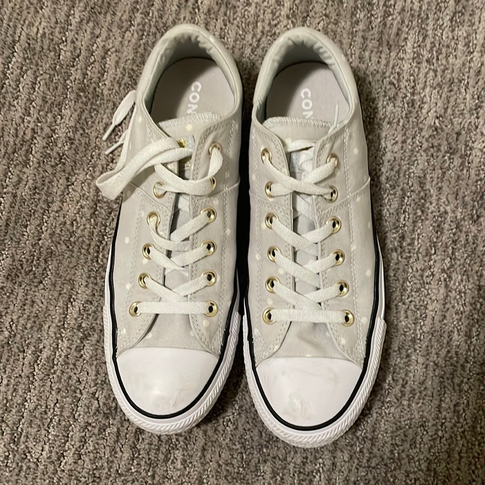Size 10 converse